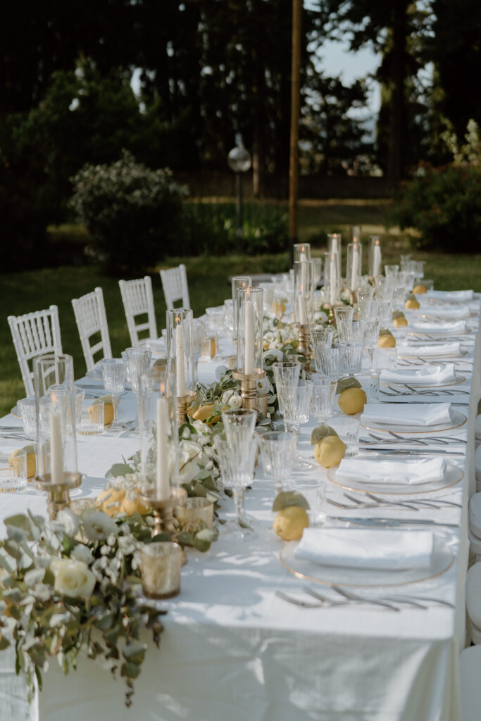 Sommerhochzeit: Deko und Blumen