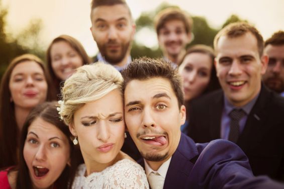 Selfie mit Brautpaar