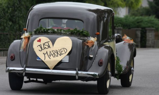 Hochzeitsbräuche – just married – Morgengabe
