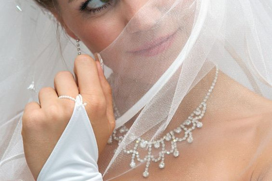 Brauthandschuhe – Accessoire zum Brautkleid